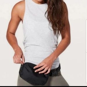 Lululemon everywhere belt bag black NWT